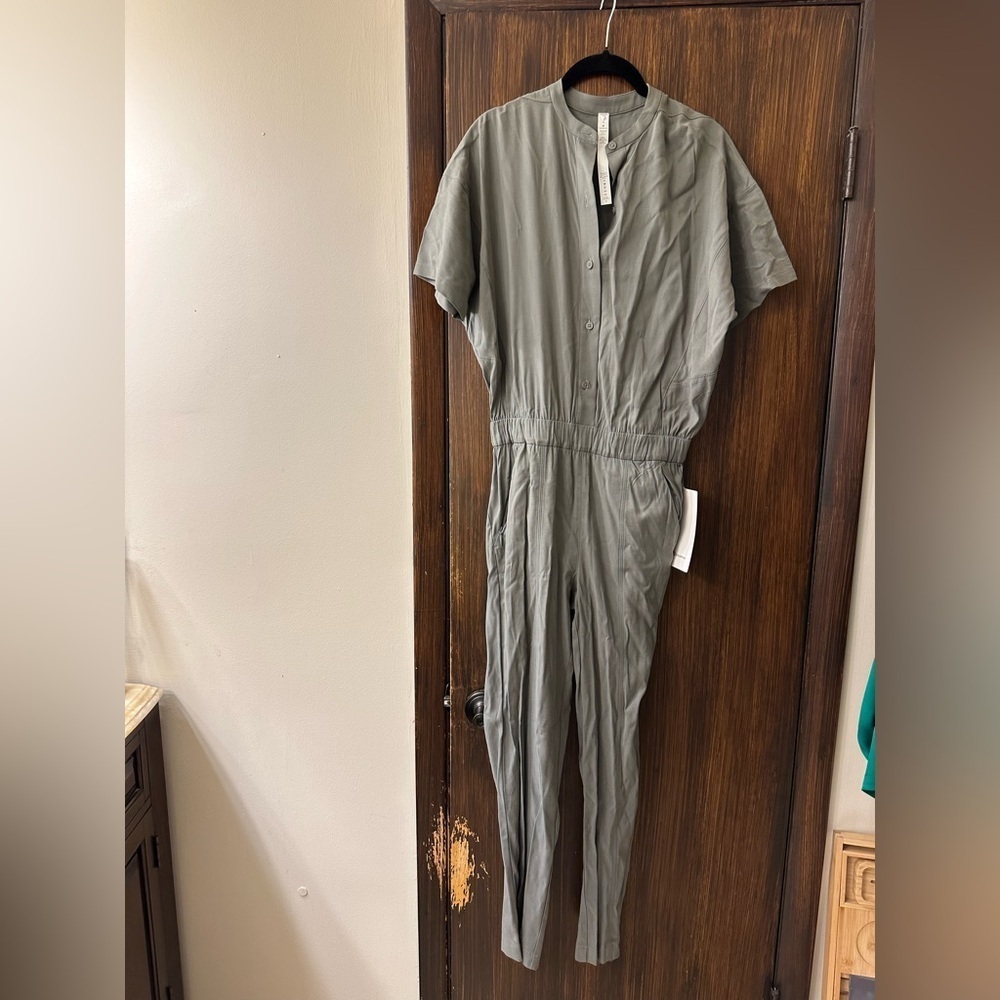 NWT Lululemon Perfectly Poised Jumpsuit
Grey Sage (109) - Picture 3 of 11